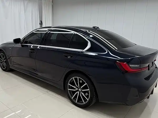 BMW 3 Series 2023