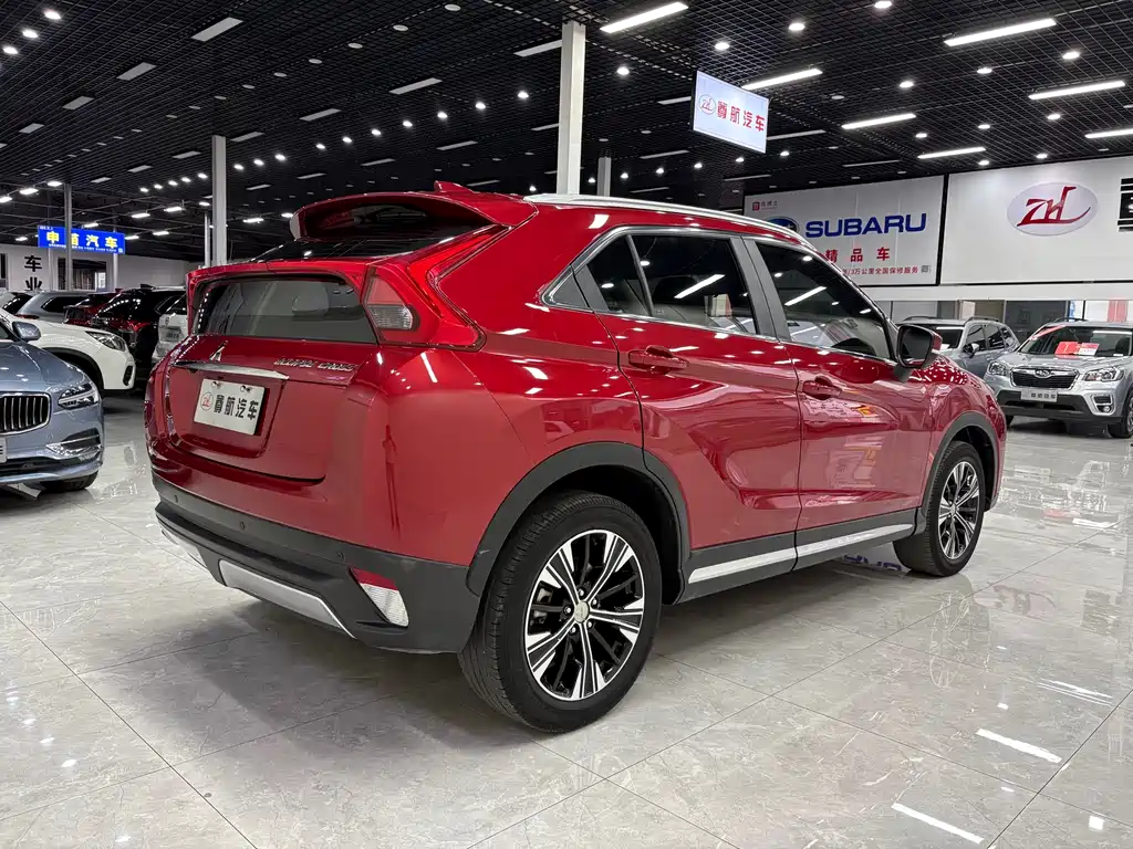 Mitsubishi Eclipse Cross 2019 — фото 8