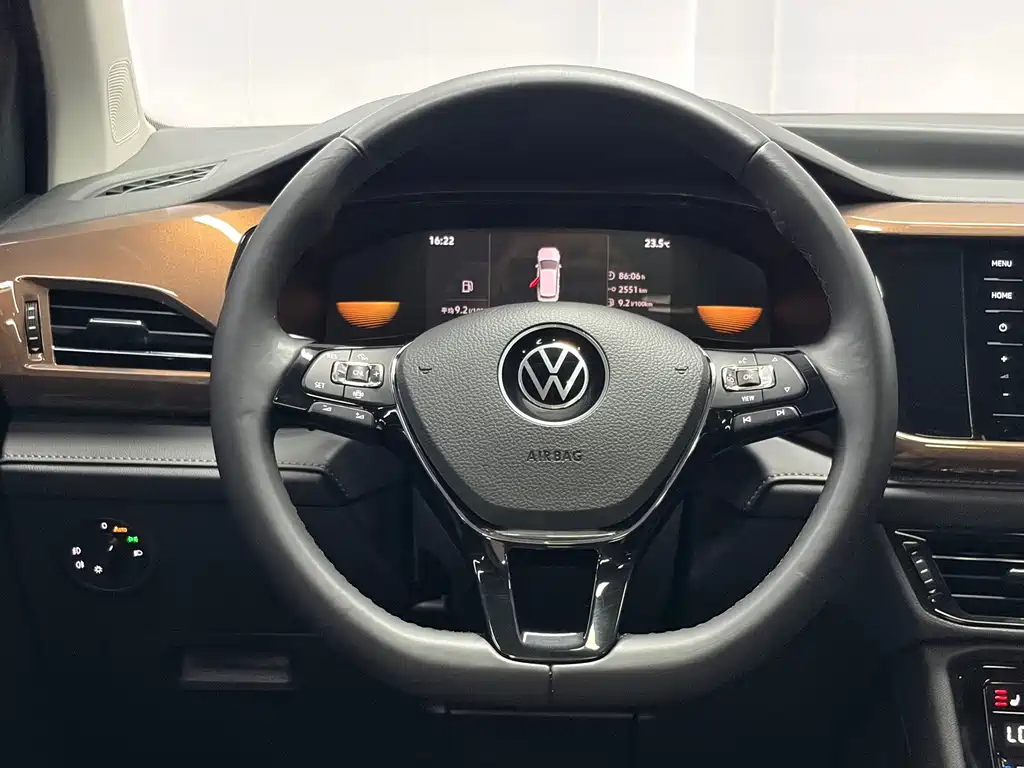 Volkswagen Tuyue 2022