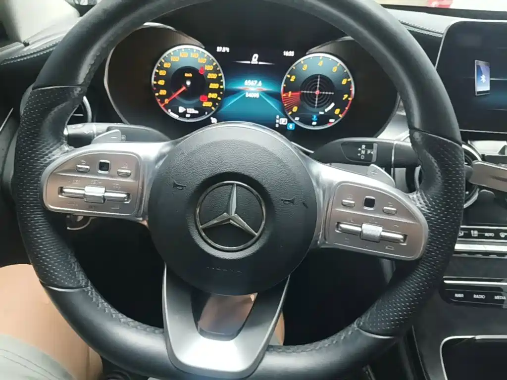 Mercedes-Benz C-Class 2020 — фото 11