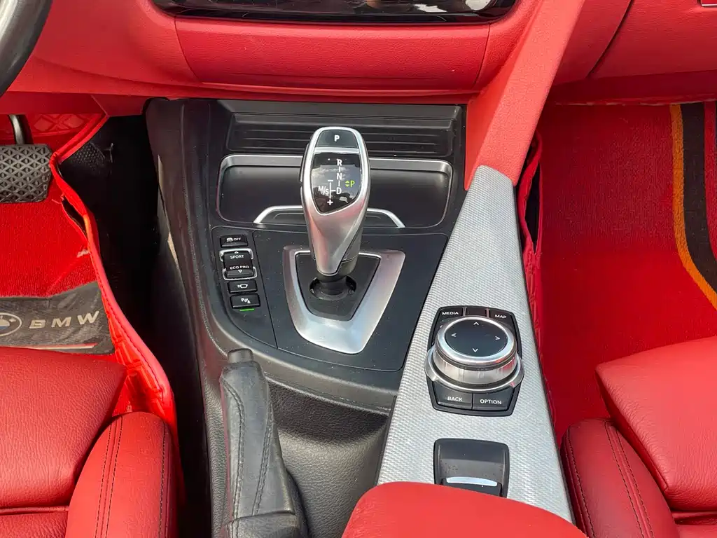 BMW 4 Series 2018 — фото 12