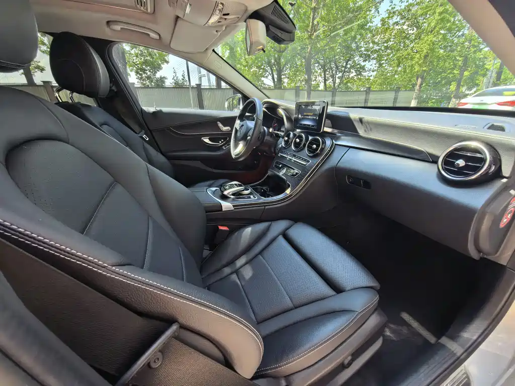 Mercedes-Benz C-Class 2016