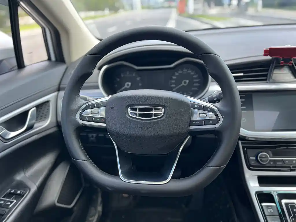 Geely Emgrand GS 2019 — фото 10
