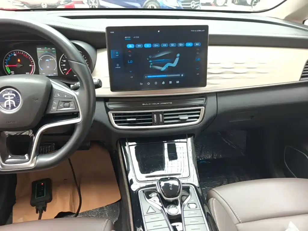BYD Song MAX New Energy 2022 — фото 13