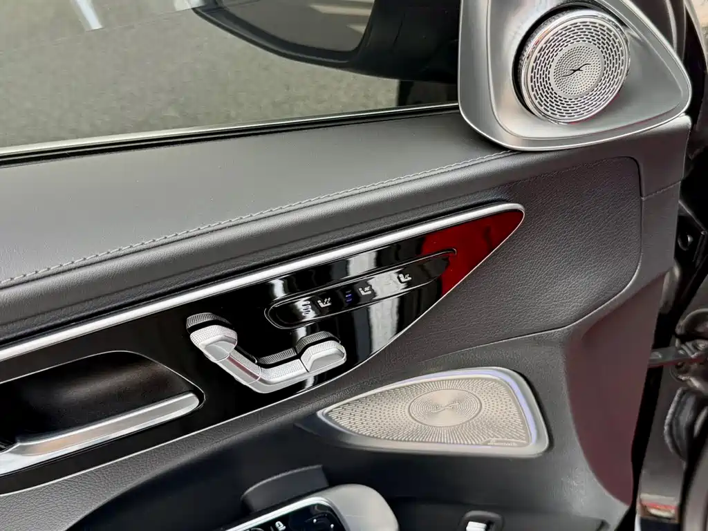 Mercedes-Benz C-Class 2022 — фото 10