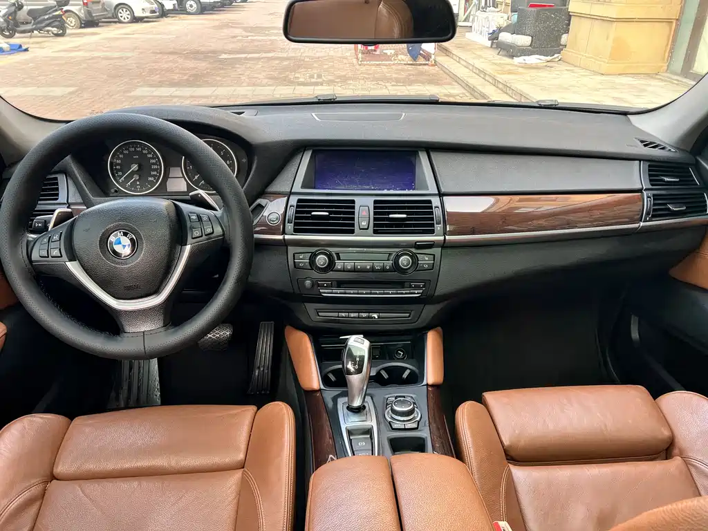 BMW X6 2012 — фото 15