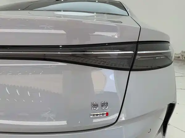 BYD Seal 2025