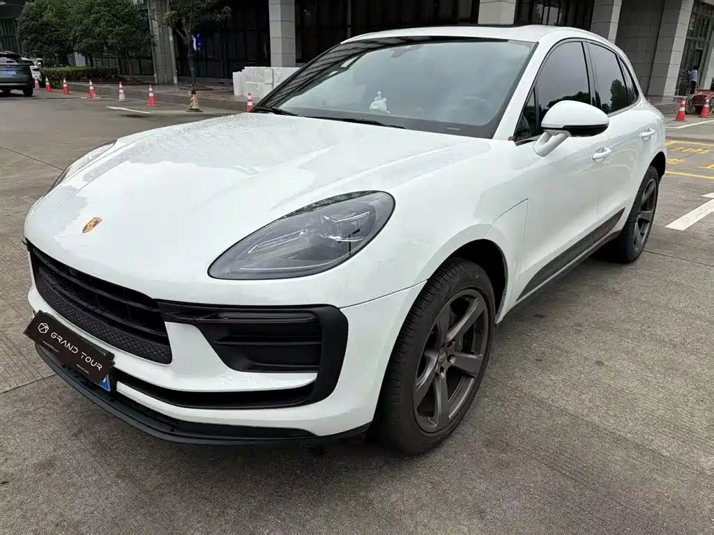 Porsche Macan 2024