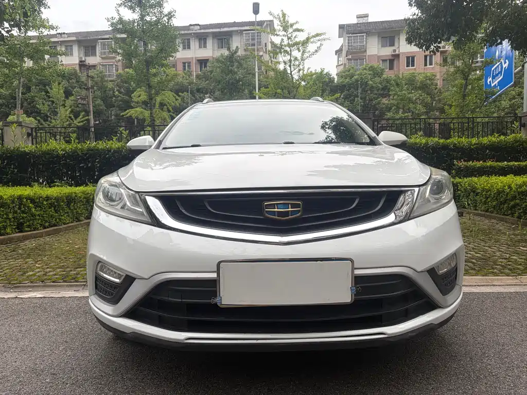 Geely Emgrand GS 2016 — фото 21