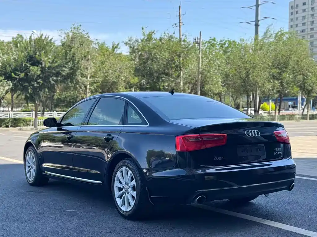 Audi A6L 2014 — фото 13