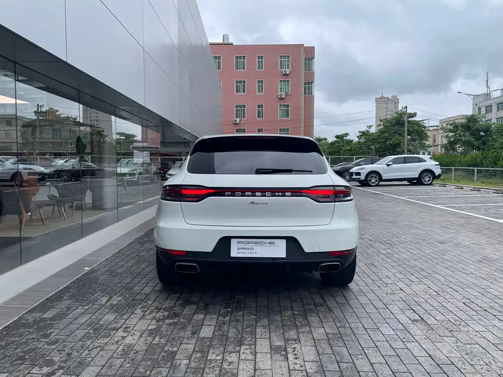 Porsche Macan 2020 — фото 4