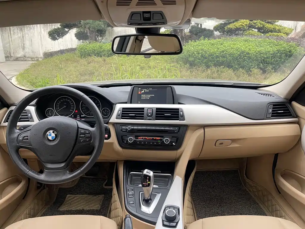 BMW 3 Series 2015 — фото 17