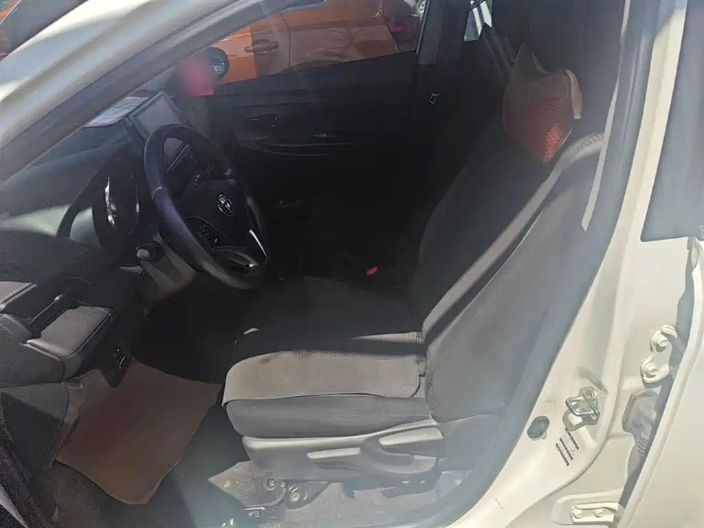 Toyota Vios 2020 — фото 15