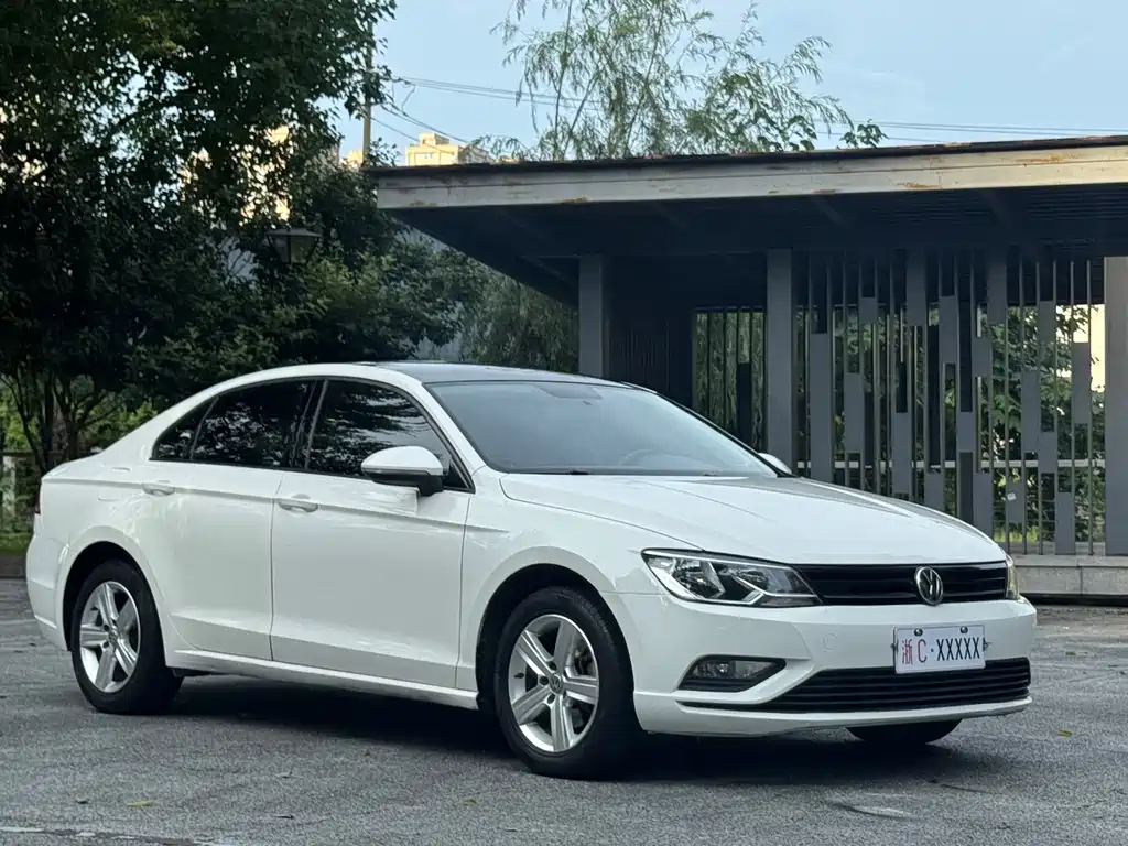 Volkswagen Lamando 2015