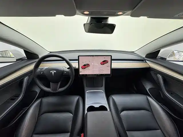 Tesla Model 3 2023 — фото 13