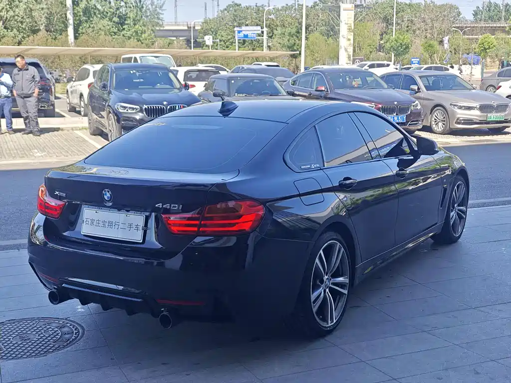 BMW 4 Series 2016 — фото 17