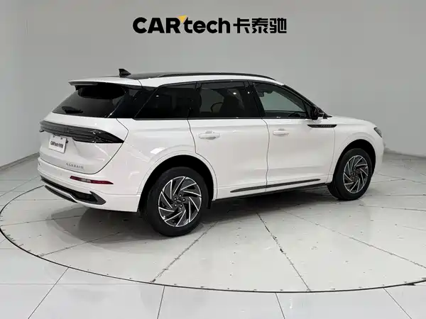 Lincoln Corsair 2025