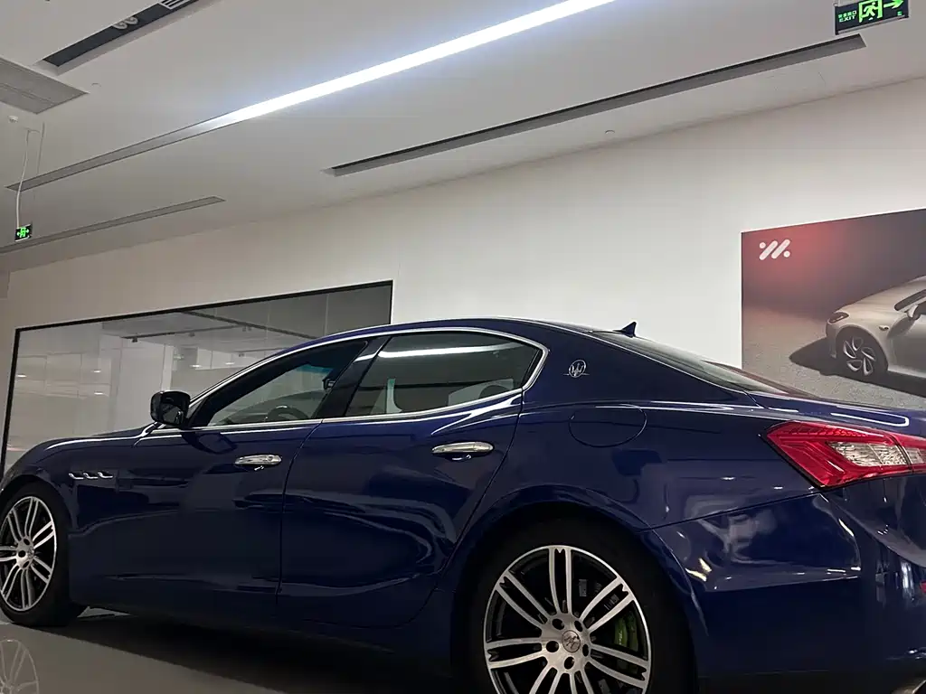 Maserati Ghibli 2015 — фото 5