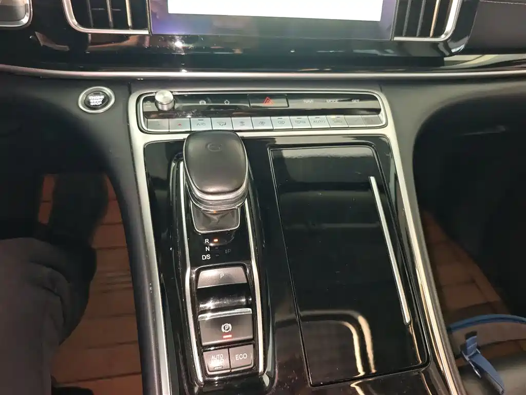 GAC Motor Trumpchi M8 2021 — фото 14