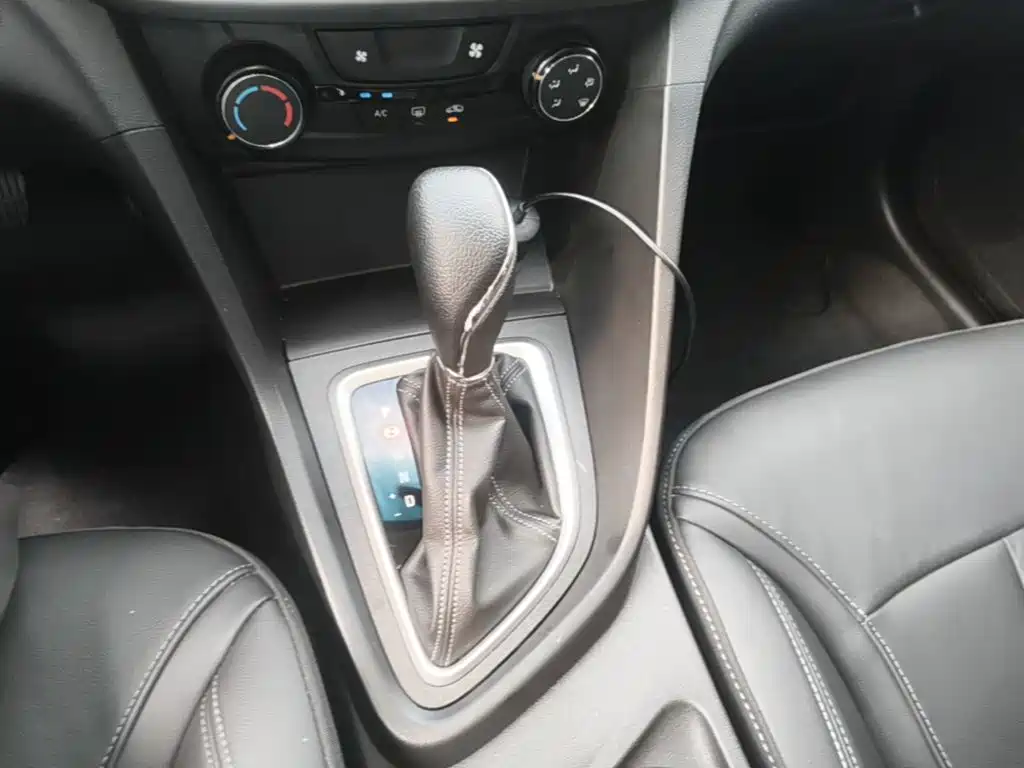 Buick Excelle 2018 — фото 14