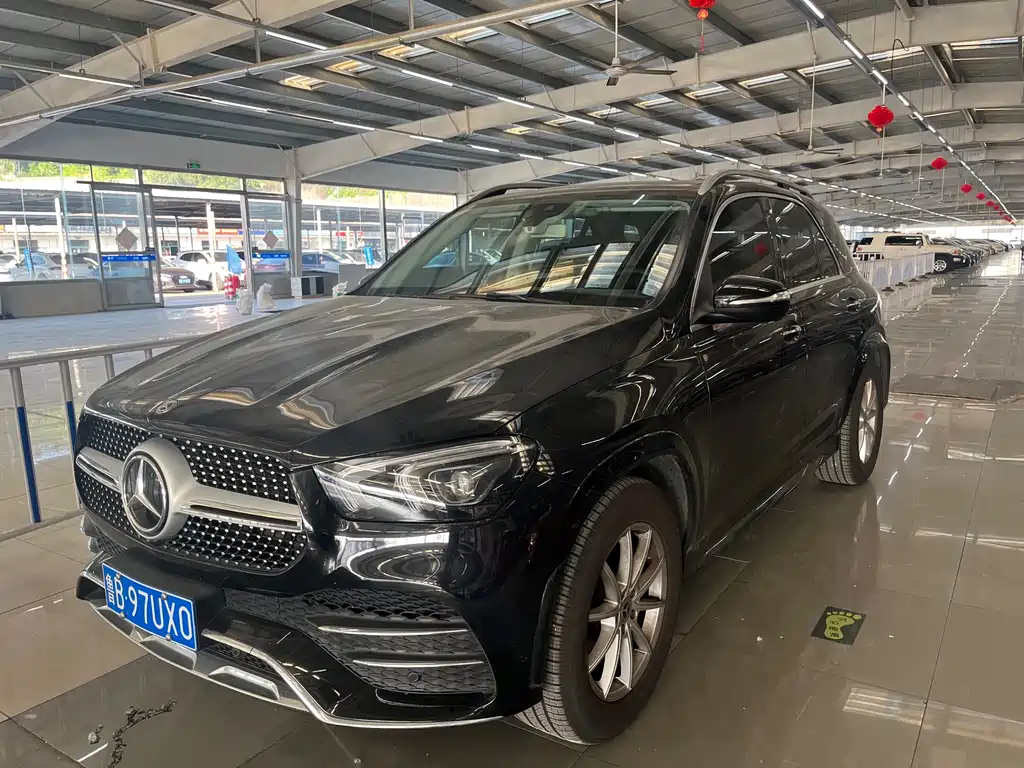 Mercedes-Benz GLE 2019 — фото 2