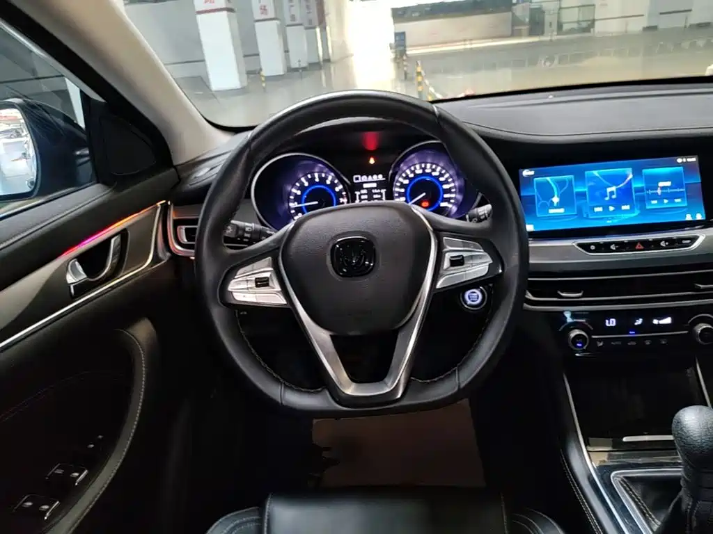 Changan Escape 2018 — фото 11