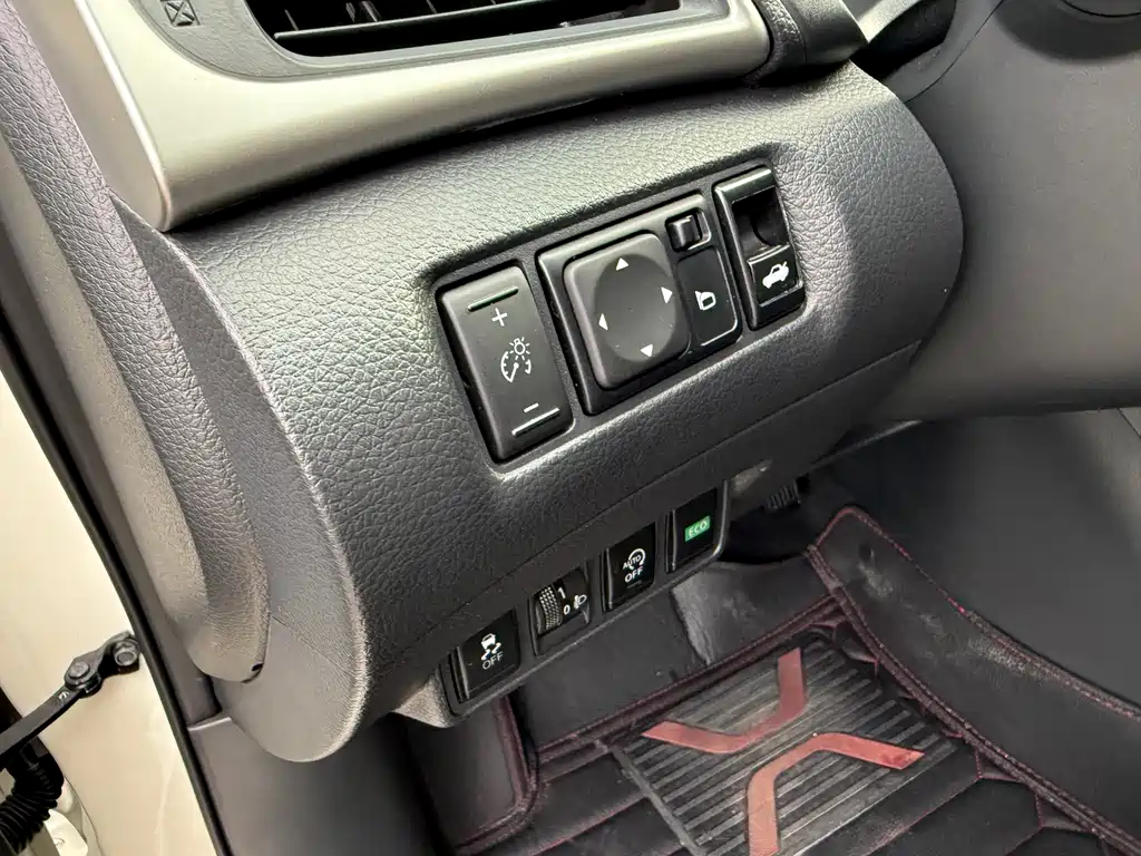 Nissan Sylphy 2023 — фото 22