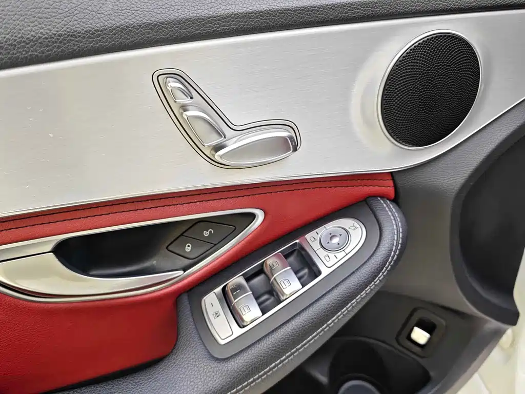 Mercedes-Benz C-Class 2019 — фото 9