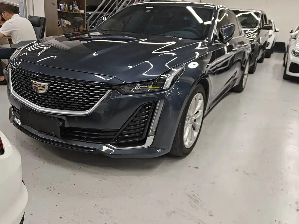 Cadillac CT5 2021 — фото 1