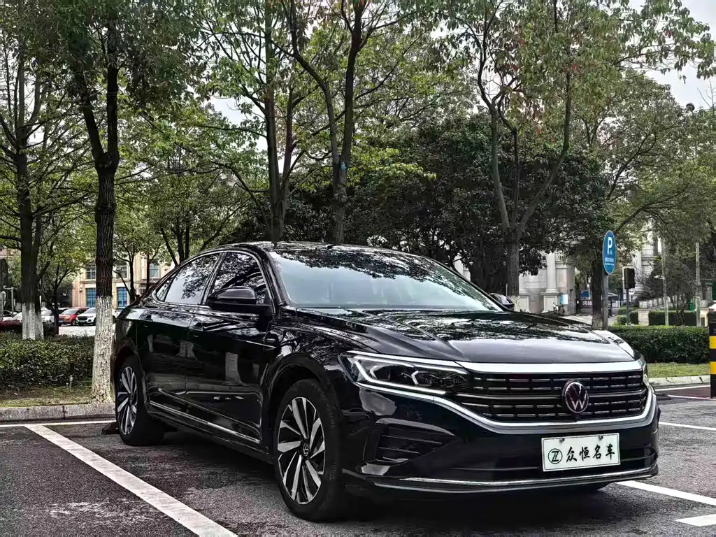 Volkswagen Passat 2022 — фото 3