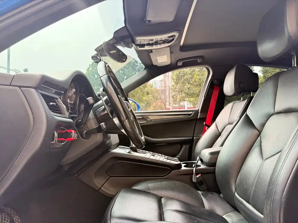 Porsche Macan 2015 — фото 8