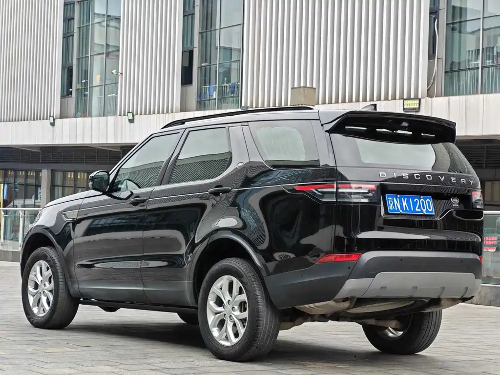 Land Rover Discovery 2019 — фото 15