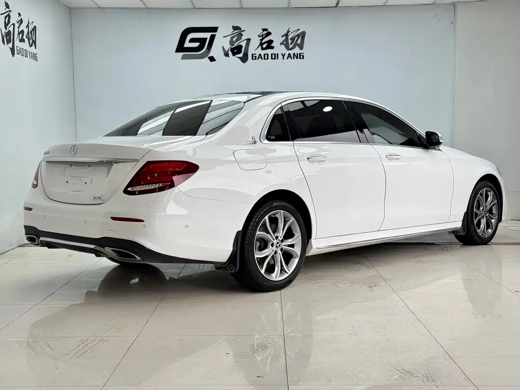 Mercedes-Benz E-Class 2020 — фото 25