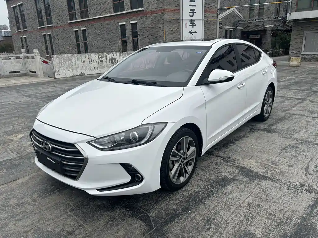 Hyundai Elantra 2017