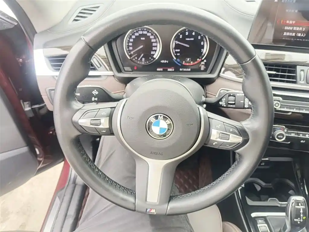 BMW X1 2020 — фото 11