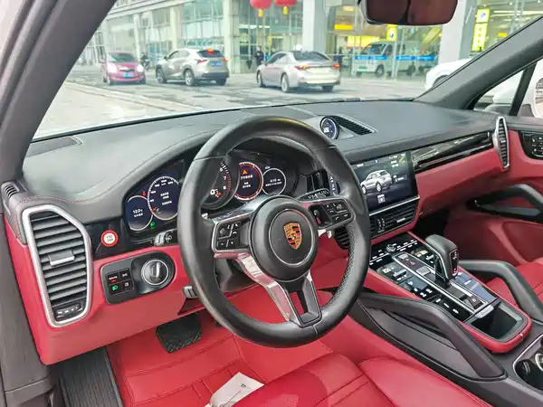 Porsche Cayenne 2019