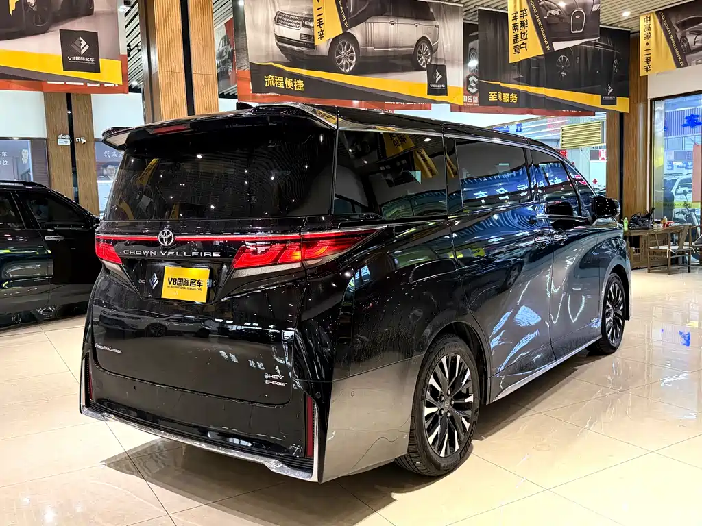 Toyota Vellfire 2025 — фото 6