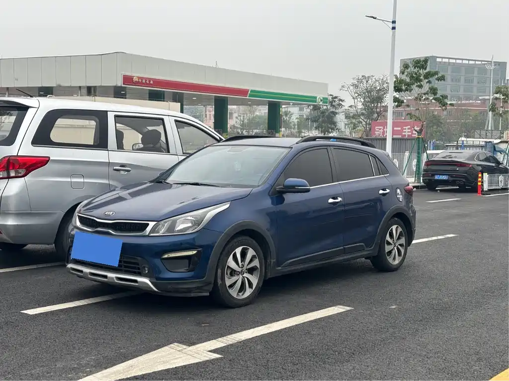 Kia KX Cross 2018 — фото 1