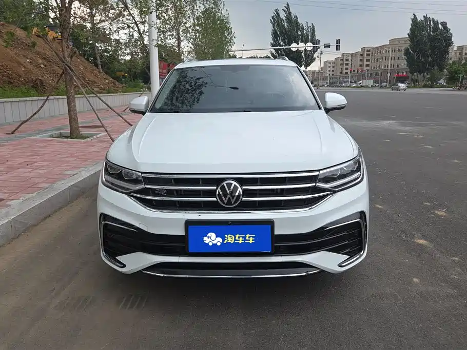 Volkswagen Tiguan L 2024
