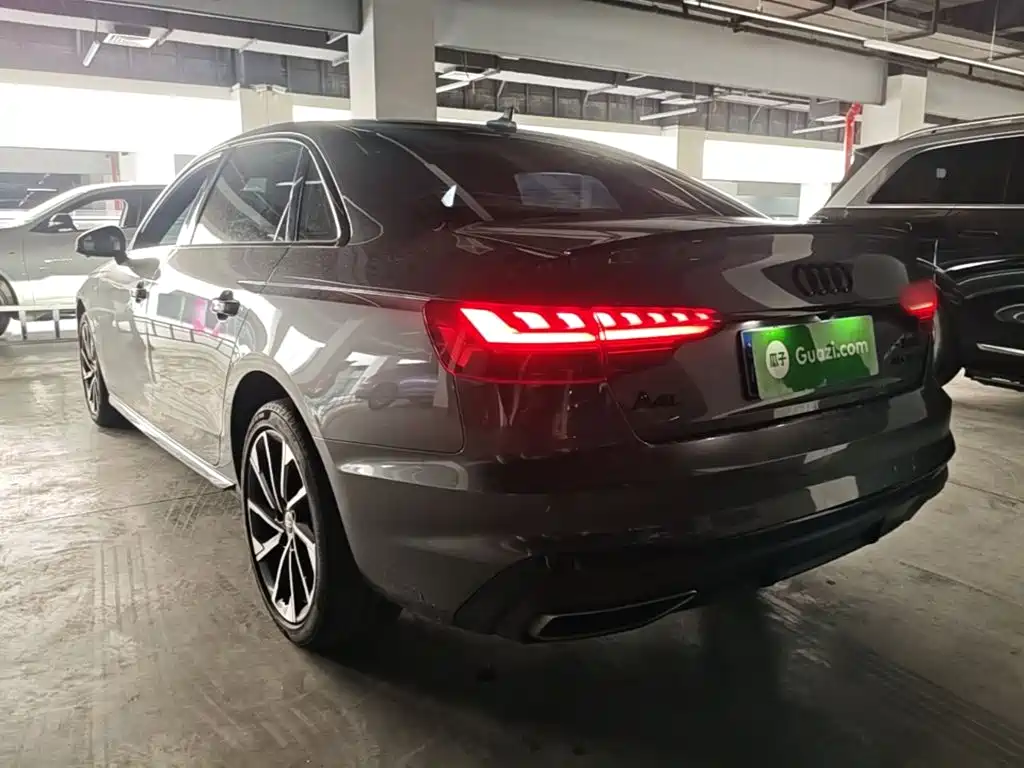 Audi A4L 2023
