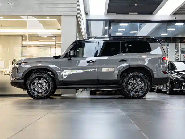 Lexus GX 2025