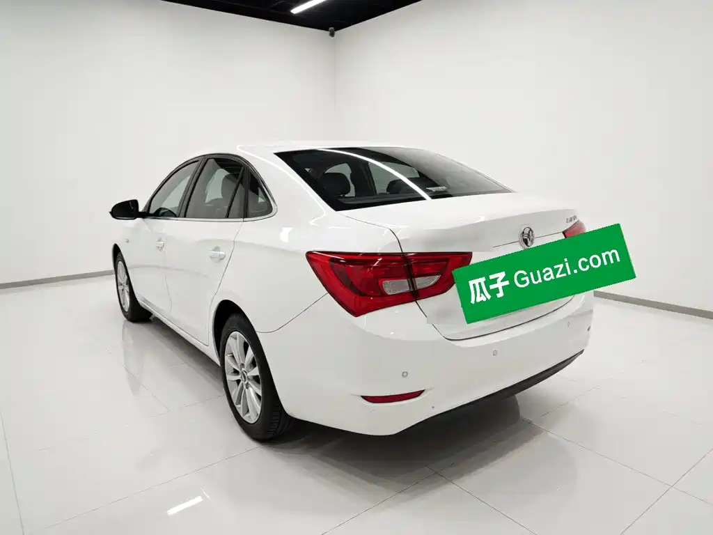 Buick Excelle 2015