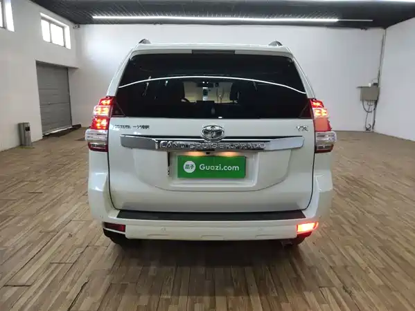 Toyota Prado 2016
