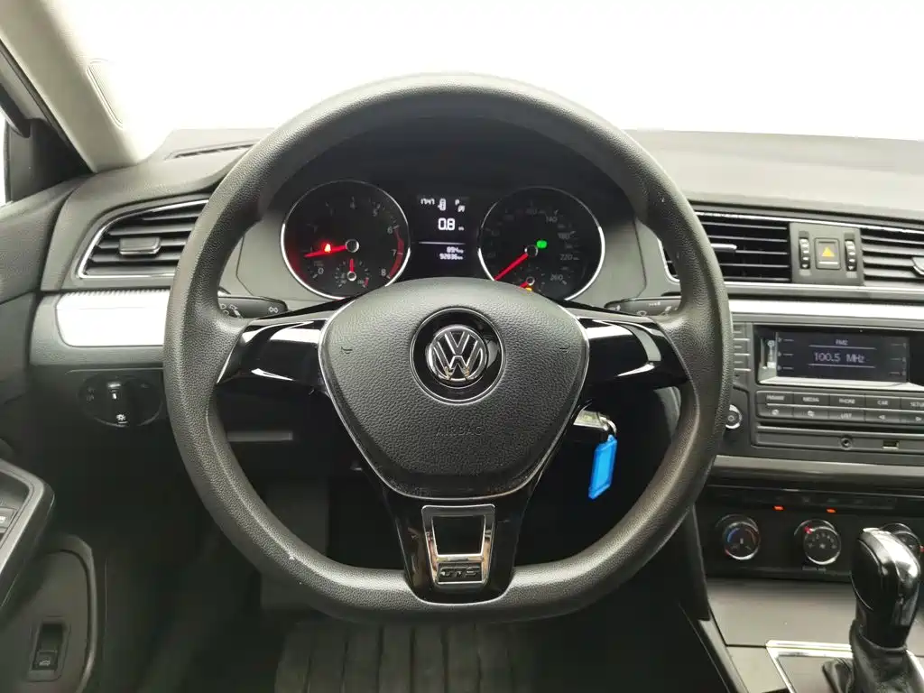 Volkswagen Lamando 2017 — фото 11