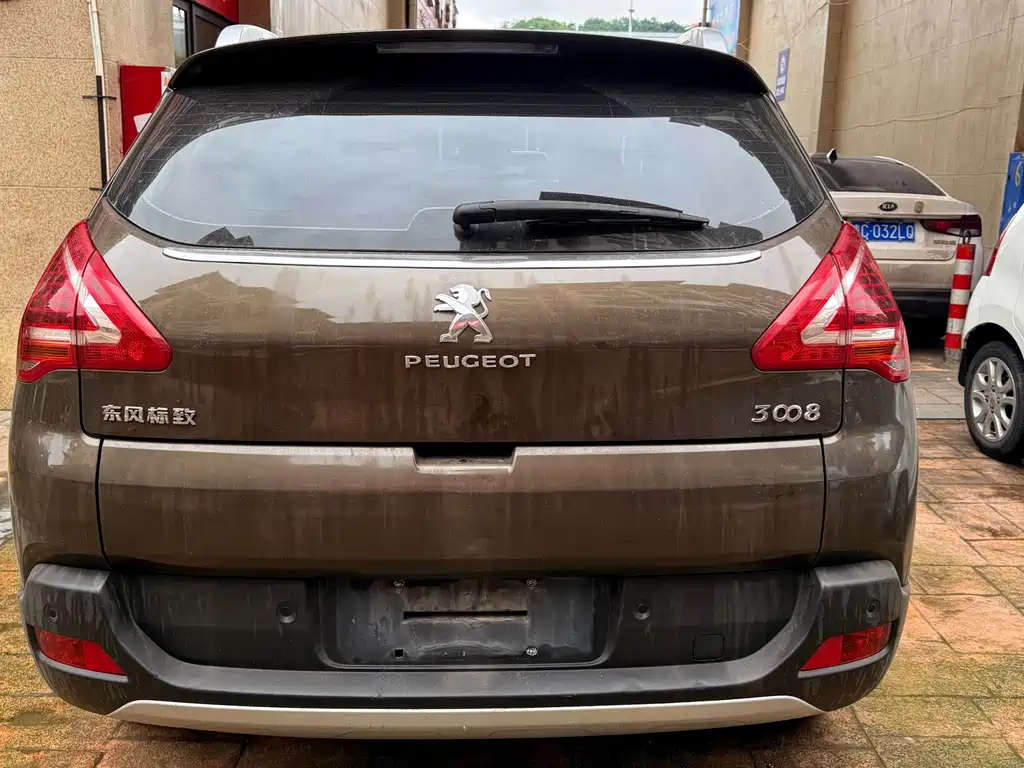 Peugeot 3008 2014 — фото 5