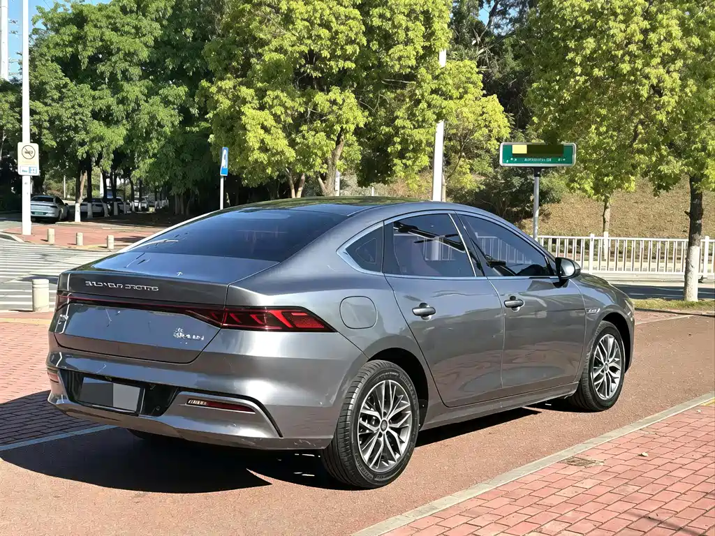 BYD Qin PLUS 2021 — фото 9