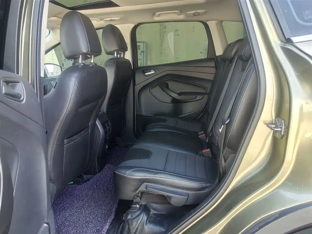 Ford Kuga 2014 — фото 15