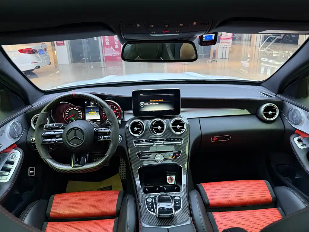 Mercedes-Benz C-Class AMG 2016 — фото 12