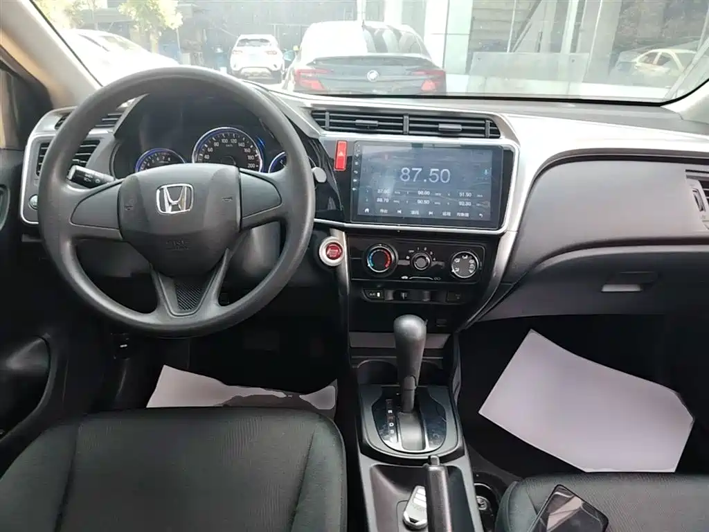 Honda City 2018 — фото 10