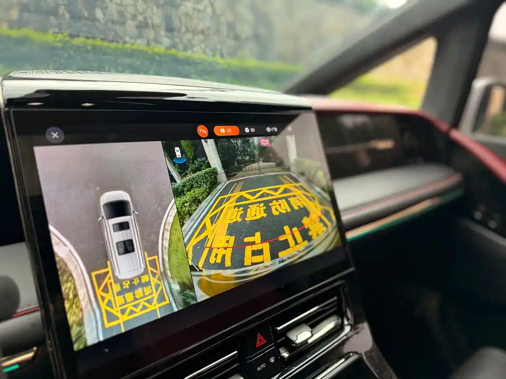 GAC Motor Trumpchi M8 2023 — фото 42